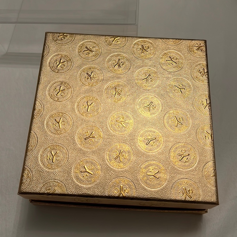 Bond 9 Perfume gold NYC